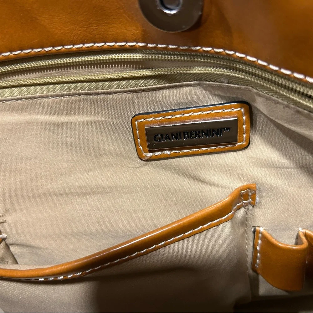 Vintage Unisex bag Elegant Tan Leather Men's Bag by Giani Bernini Preowned